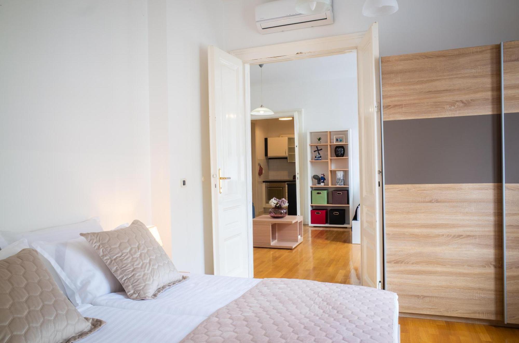 Apartment Korina - City Center زغرب المظهر الخارجي الصورة